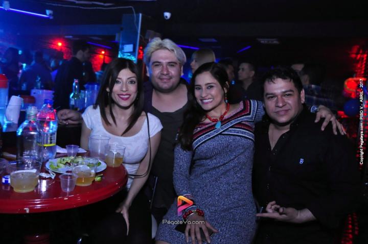 Foto 16 de PISO V - Sabado 8 de abril de 2017 en Bar Piso V Bucaramanga, Bucaramanga