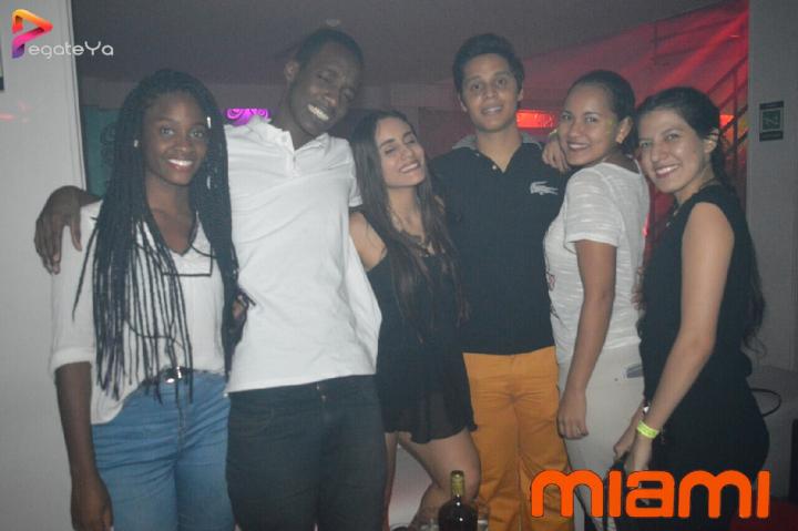 Foto 35 de Miami - 5TO Fds junio 2016 en Miami Bar Cali, Cali
