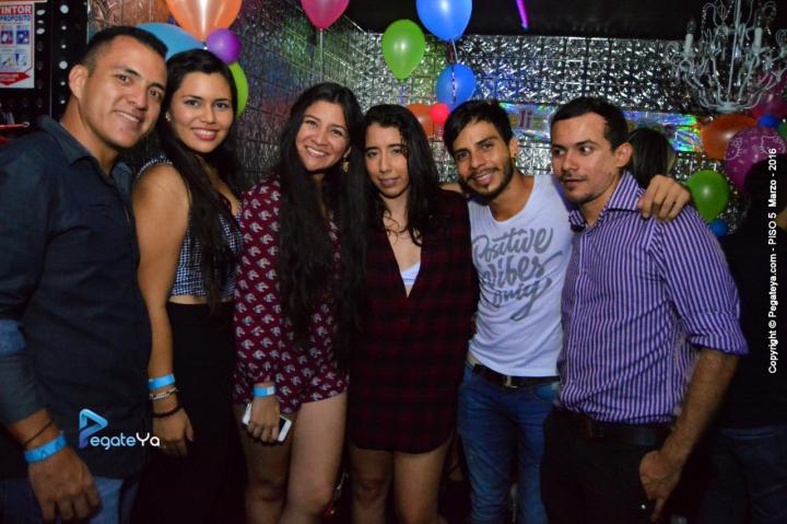 Foto 39 de PISO V - 12 marzo 2016 en Bar Piso V Bucaramanga, Bucaramanga