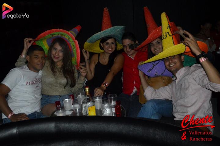 Foto 14 de CHENTE - 2DO FDS Oct 2016 en CHENTE Vallenatos y Rancheras, Cali
