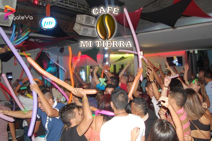 Foto 32 de Cafe mi Tierra - 4to Fds Abril 2016 en Cafe Mi Tierra, Cali