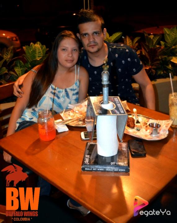 Foto 6 de Bufalo Wings - 2do FDS Julio 2015 en Búfalo Wings - Cali, Cali