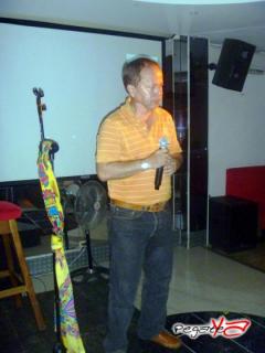 Foto 17 de Marzo 24 del 2012 en Zalez Bar Karaoke Cali, Cali
