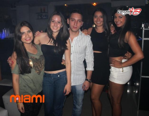 Foto 12 de Miami Bar - 4to FDS Oct 2014 en Miami Bar Cali, Cali