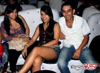 Foto 70 de Junio 08 del 2013 en Living Night Club, Cali