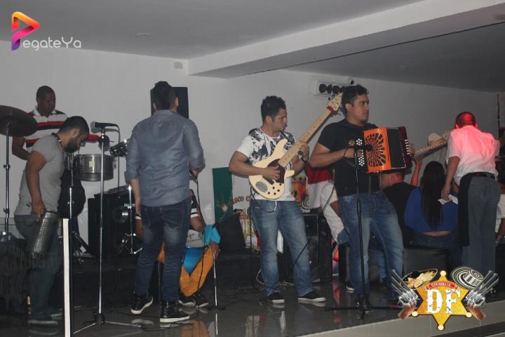 Foto 40 de DF DISCO CLUB - 3er FDS AGOSTO 2016 en El DF Club Discoteca
