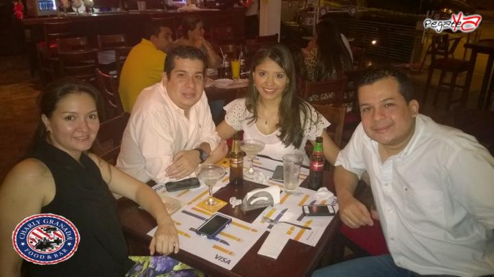 Foto 5 de Charly Food Bar - 3er FDS Nov 2014 en Charly Food Bar, Cali