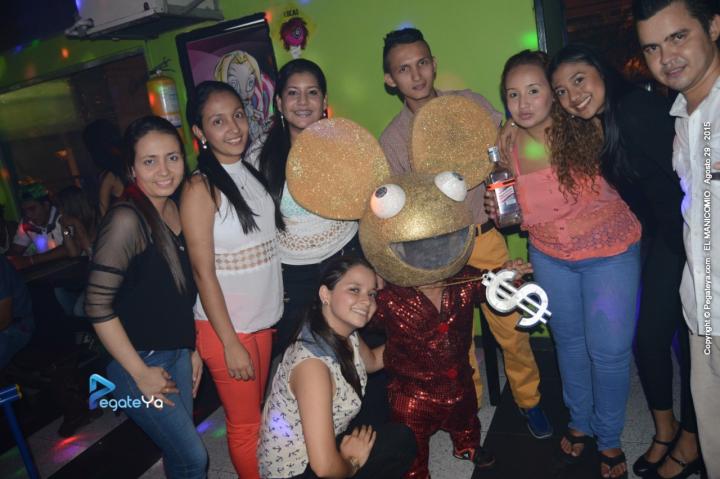 Foto 13 de El Manicomio sábado 29 de agosto 2015 en Discoteca El Manicomio Bucaramanga, Bucaramanga