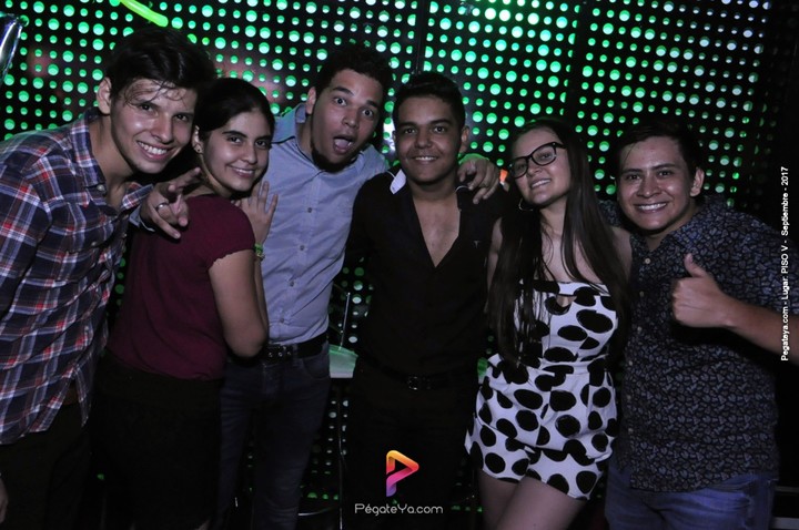 Foto 19 de PISO V - sábado 2 de sep 2017 en Bar Piso V Bucaramanga, Bucaramanga