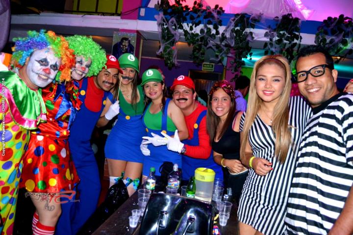 Foto 61 de Chabela viernes 31 de octubre de 2014 en Discoteca Chabela Bucaramanga, Bucaramanga