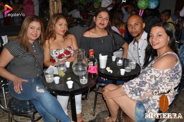 Foto 3 de Cafe Mi Tierra - 5to Fds Abril 2017 en Cafe Mi Tierra, Cali