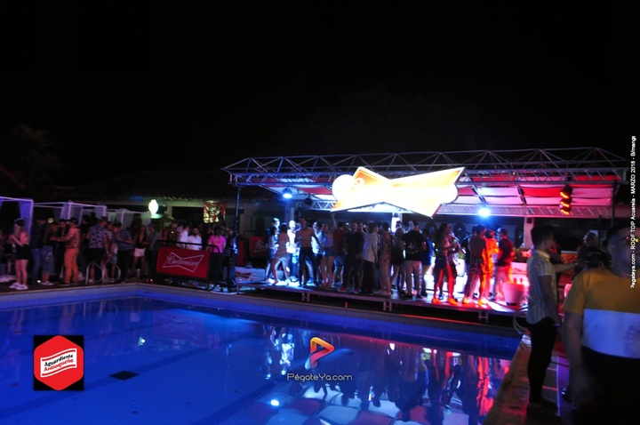 Foto 58 de The Roof Top Acuarela – 2018 en Fiestas Colombia, Medellín