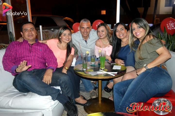 Foto 25 de Blondie - AMOR & AMISTAD 2016 en Blondie Bar Cali, Cali