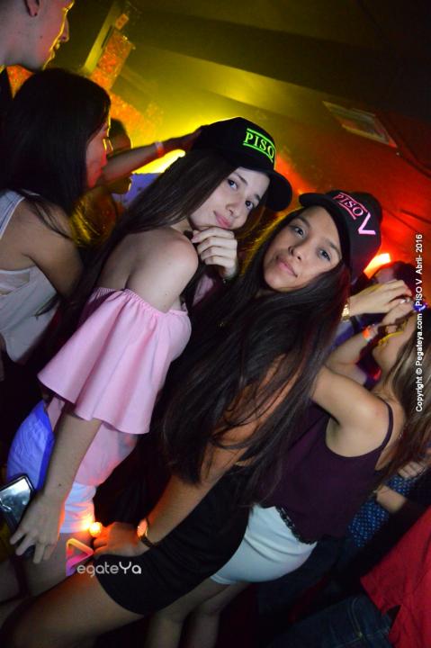 Foto 2 de PISO V - Sabado 16 de abril 2016 en Bar Piso V Bucaramanga, Bucaramanga