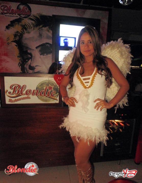 Foto 4 de Blondie - Amor y Amistad en Blondie Bar Cali, Cali