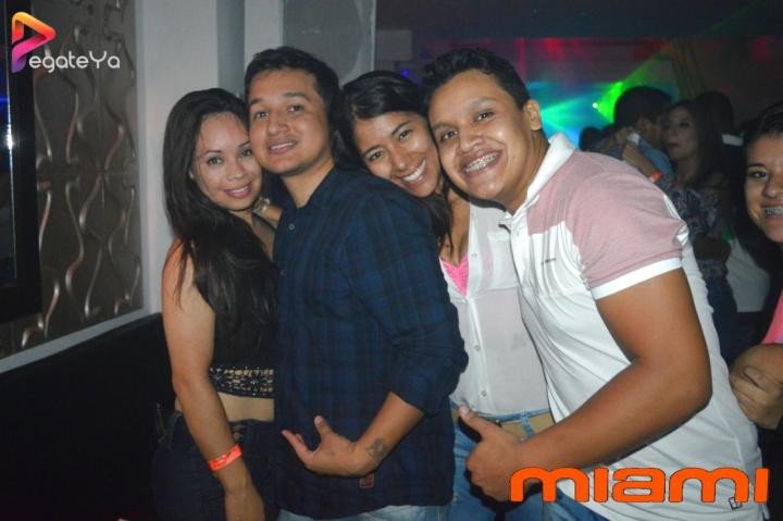 Foto 16 de Miami - 3er Fds Mayo 2016 en Miami Bar Cali, Cali