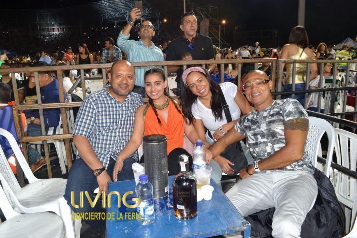 Foto 16 de Living Conciertos Feria De Cali 2016 en Living Night Club, Cali