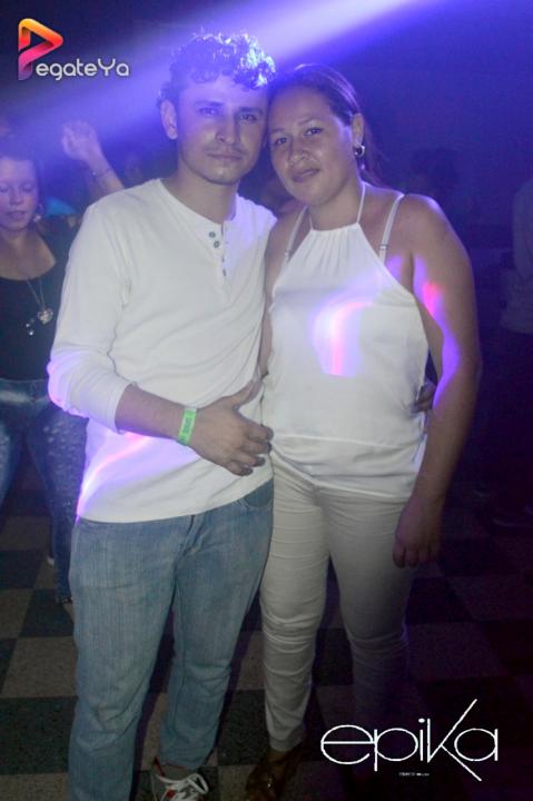 Foto 11 de Epika - 4to FDS Agosto 2015 en Epika Night Club, Cali