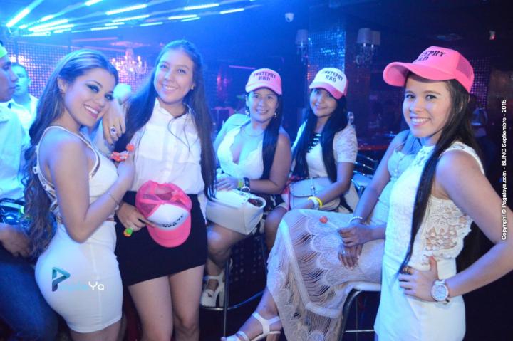 Foto 3 de BLING - sabado 12 Sep 2015 en Bar Bling Bucaramanga, Bucaramanga