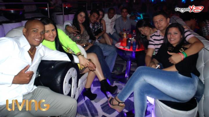 Foto 21 de Living - Amor y Amistad en Living Night Club, Cali