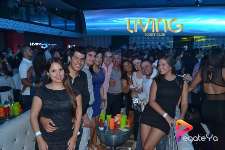 Foto 12 de Living Night Club - 1er fds Mayo 2016 en Living Night Club, Cali