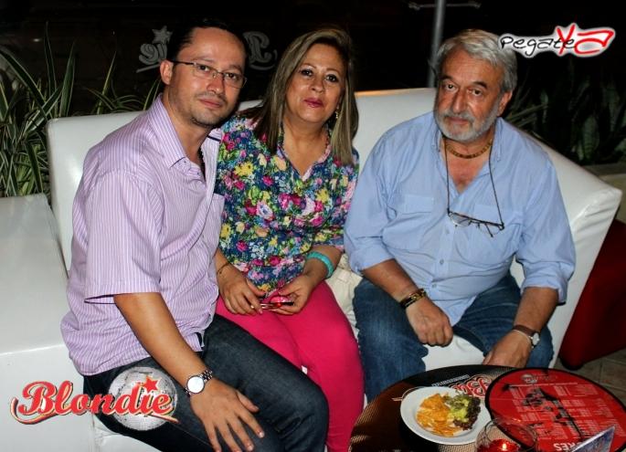 Foto 12 de Blondie - 5t0 FDS Nov 2014 en Blondie Bar Cali, Cali