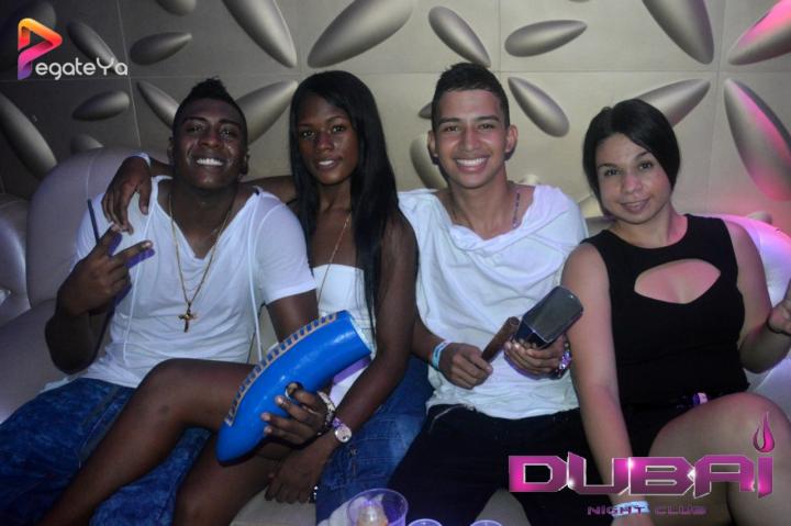 Foto 13 de Dubai Night Club - Feria. 2015 en Dubai Night Club