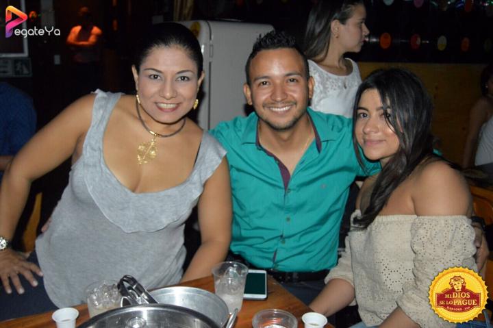 Foto 45 de Mi Dios se lo Pague - 5to Fds Julio en Fonda Mi Dios Se Lo Pague, Cali