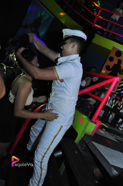 Foto 35 de El Manicomio sábado 02 de mayo 2015 en Discoteca El Manicomio Bucaramanga, Bucaramanga