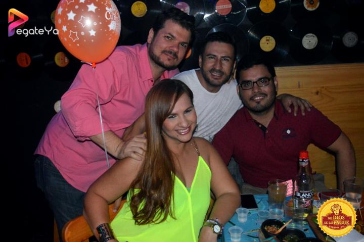 Foto 8 de Mi Dios Se Lo Pague - 3er FDS OCT 2015 en Fonda Mi Dios Se Lo Pague, Cali