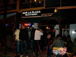 Foto 4 de Plaza Delicatessen - Junio 16 en Bar la Plaza Delicatessen Manizales, Manizales