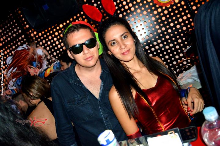 Foto 140 de Bling viernes 31 de octubre de 2014 en Bar Bling Bucaramanga, Bucaramanga