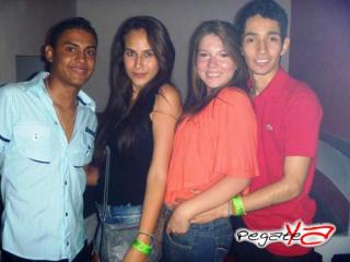 Foto 46 de Abril 14 del 2012 en Babel / Barra Libre Cali, Cali