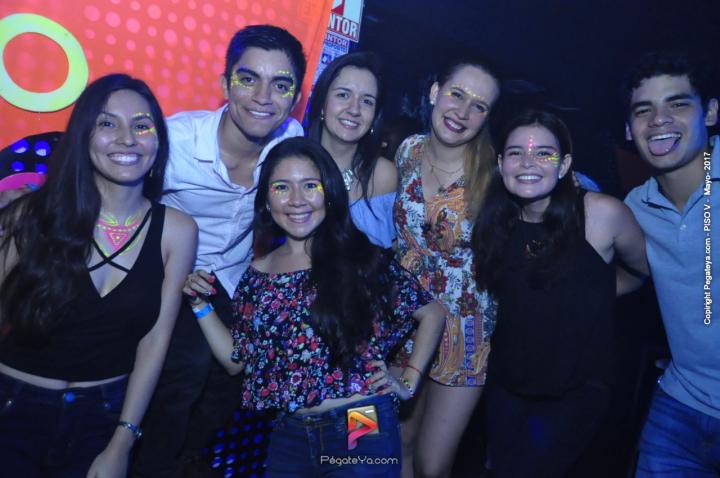 Foto 36 de PISO V - 27 de mayo de 2017 en Bar Piso V Bucaramanga, Bucaramanga