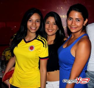Foto 9 de Octubre 12 del 2013 en Black Jack Food & Drinks