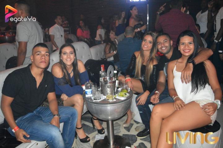 Foto 99 de Living - 3er & 4To Fds Octubre 2016 en Living Night Club, Cali