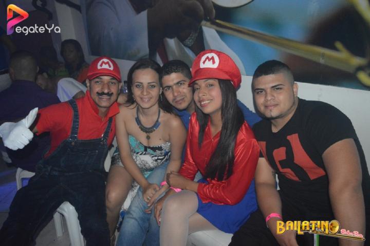 Foto 19 de Bailatino - 5to Fds Octubre- Hallowen en Bailatino - Bar, Cali