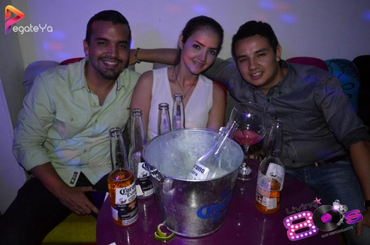 Foto 9 de Living 80´s - Inauguración en Living 80´s, Cali