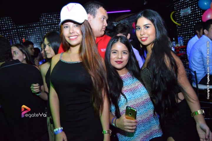 Foto 61 de PISO V - Sabado 2 de abril 2016 en Bar Piso V Bucaramanga, Bucaramanga