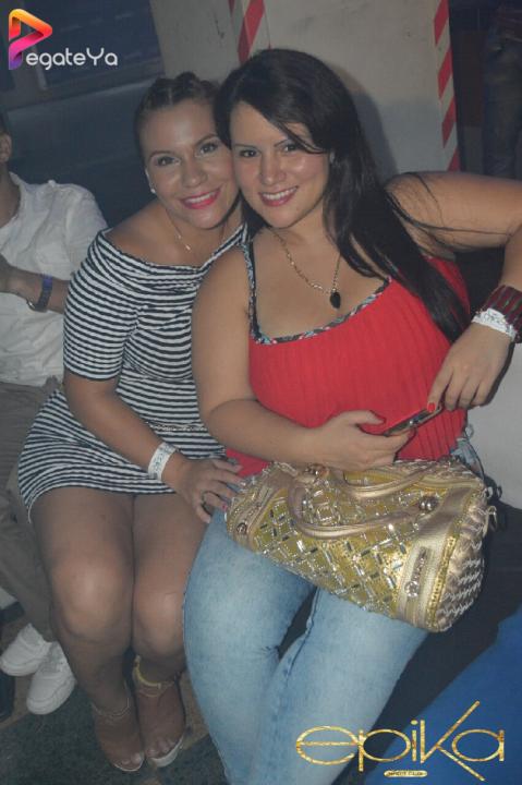 Foto 37 de EPIKA - 4to FDS SEP. 2016 en Epika Night Club, Cali