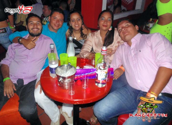Foto 106 de Rancheeton - Amor y Amistad en Rancheton Cali, Cali