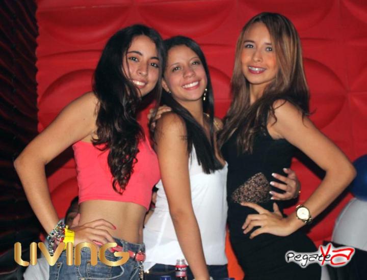 Foto 29 de Living Night Club - Oct 11 en Living Night Club, Cali