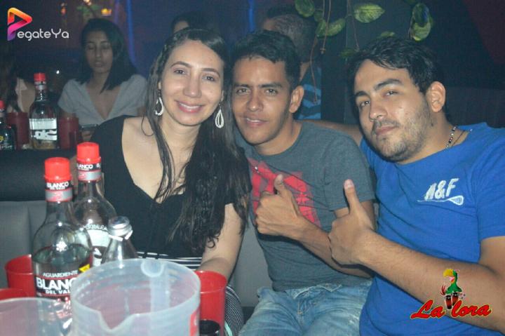 Foto 29 de La Lora - 3er Fds Abril 2017 en La Lora Bar, Cali