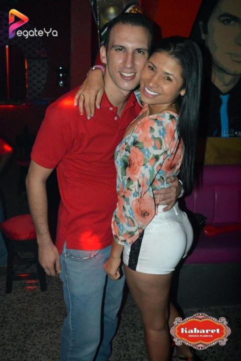 Foto 10 de Kabaret Bar - 1er FDS Agosto 2015 en Kabaret - Granada, Cali