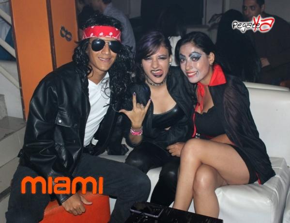 Foto 11 de Miami Bar - Halloween 2014 en Miami Bar Cali, Cali