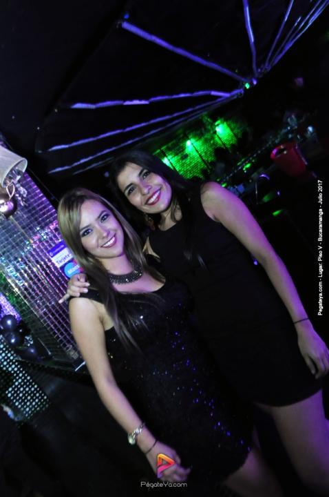 Foto 2 de PISO V - Sábado 5 de julio de 2017 en Bar Piso V Bucaramanga, Bucaramanga