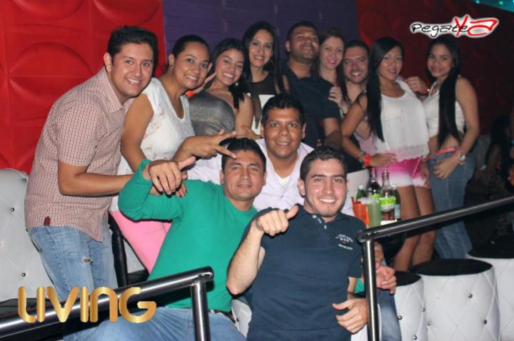 Foto 44 de Living Night Club - Oct 4 en Living Night Club, Cali