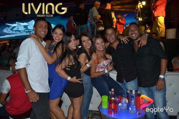 Foto 13 de Living Night Club - 1er fds Mayo 2016 en Living Night Club, Cali