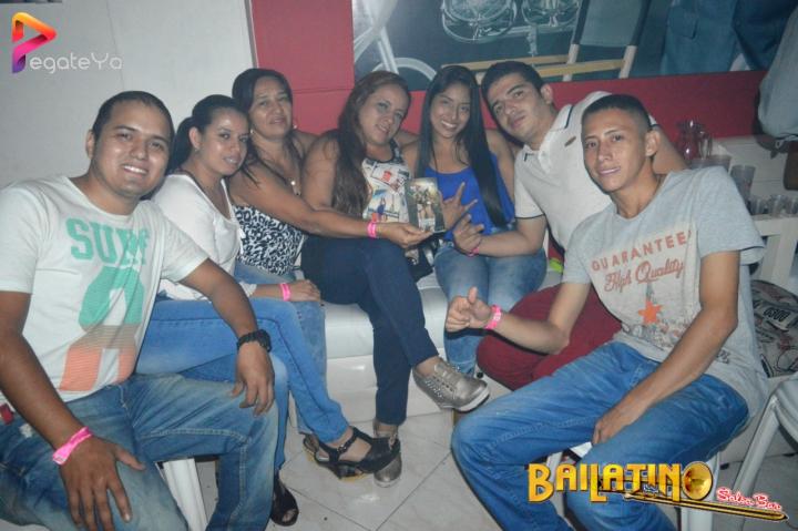 Foto 35 de Bailatino - 3er Fds Mayo 2016 en Bailatino - Bar, Cali