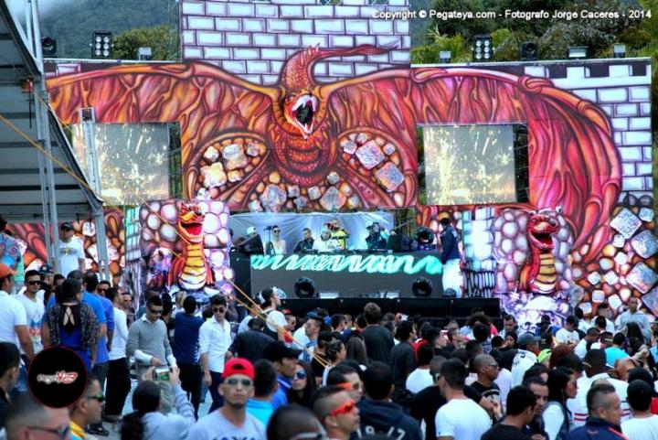 Foto 111 de TOMORROWLAKE Lago Calima en Fiestas Colombia, Medellín
